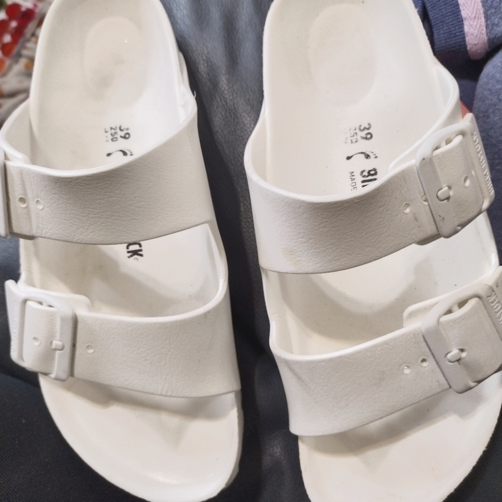 Sz8 Rubber Birkenstocks